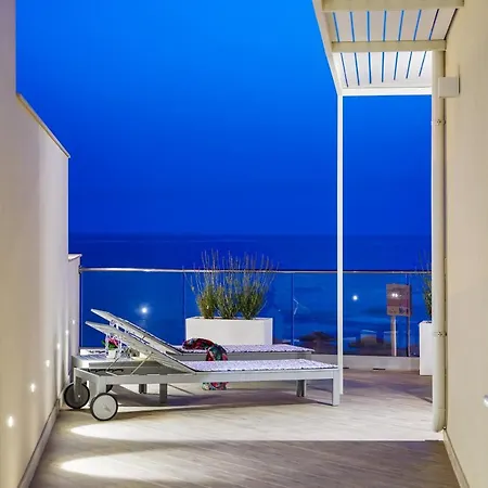 House On The - Isulatravel * Ispica